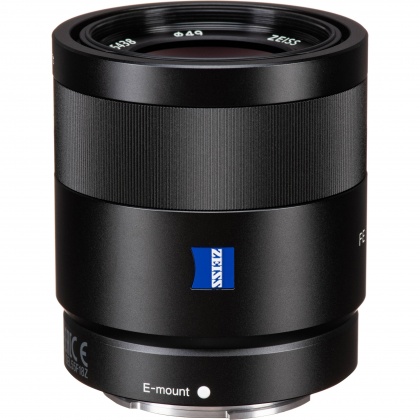 Sony FE 55mm f1.8 Zeiss Sonnar lens