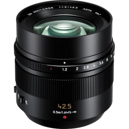 Panasonic 42.5mm f1.2 Leica DG Nocticron ASPH lens