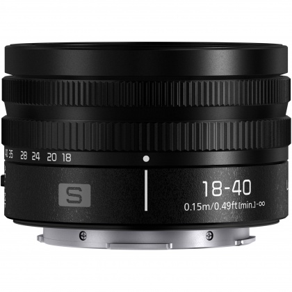 Panasonic Lumix S 18-40mm L-Mount zoom lens, Black