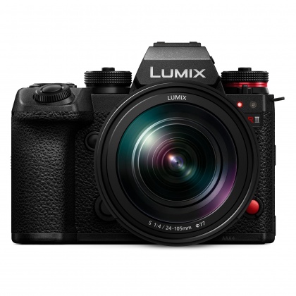 Panasonic Lumix S1RII Mirrorless Camera with 24-105 lens