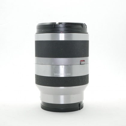 Used Sony E 18-200mm f3.5-6.3 OSS lens