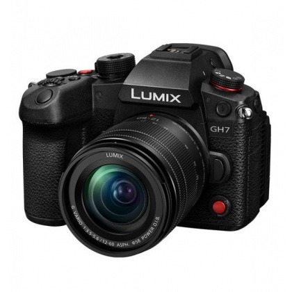 Panasonic Lumix DC-GH7 Mirrorless camera with 12-60mm f3.5-5.6 POIS lens
