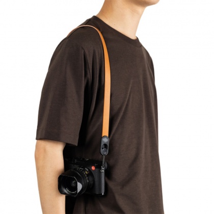 Peak Design Form Leather Camera Neck Strap, Amber