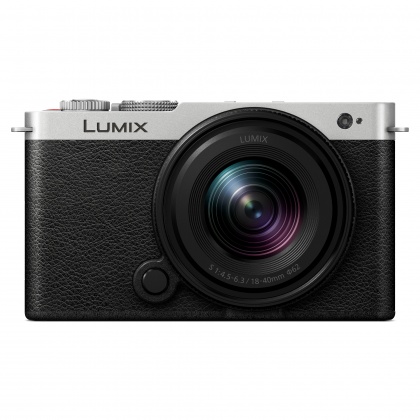 Panasonic Lumix S9 Mirrorless Camera with S-R1840, Black/Silver top