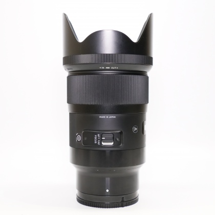 Used Sigma 35mm f1.4 DG Art lens for Sony FE