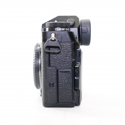 Used Fujifilm X-T5 Mirrorless camera body, black