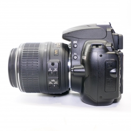 Used Nikon D5000 DSLR with 18-55mm lens