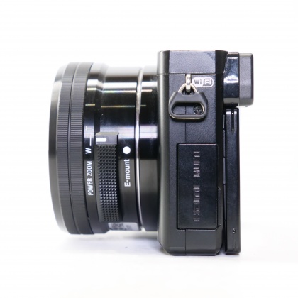 Used Sony A6000 Mirrorless camera with 16-50mm lens