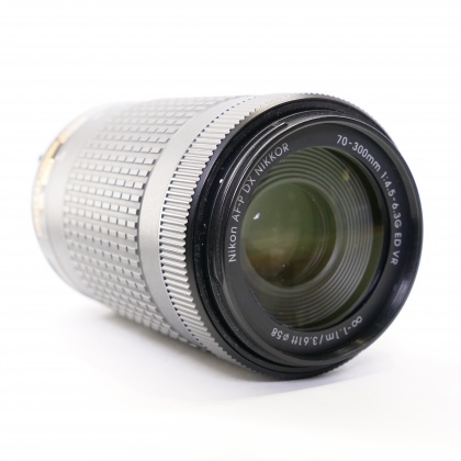 Used Nikon AF-P DX 70-300mm f4.5-6.3 G ED VR lens