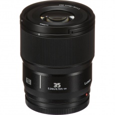 Panasonic Lumix S 35mm f1.8 L-Mount lens