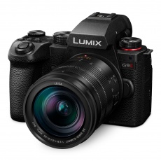 Panasonic Lumix DC-G9II Mirrorless Camera with 12-60mm Leica Lens