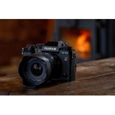 Fujifilm X-T5 Mirrorless Camera, Silver with XF 16-50mm lens