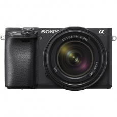 Sony Alpha 6400A Mirrorless Camera with 18-135mm OSS Lens