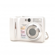 Used Nikon Coolpix 4200 digital compact camera, silver