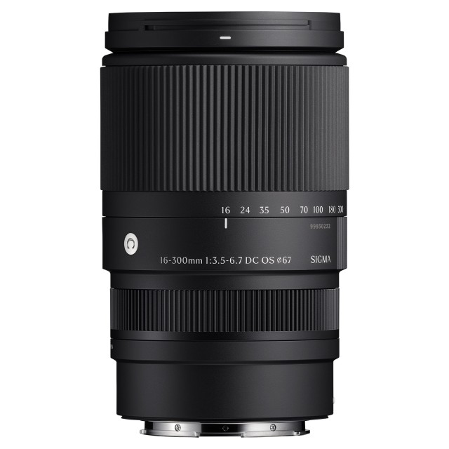 Sigma Sigma 16-300mm F3.5-6.7 DC OS | Contemporary lens for Fuji X