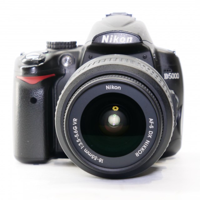 Nikon Used Nikon D5000 DSLR with 18-55mm lens